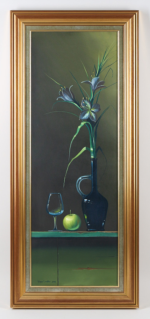 "Pärlan i vasen II", signerad samt daterad 2003, olja på duk.