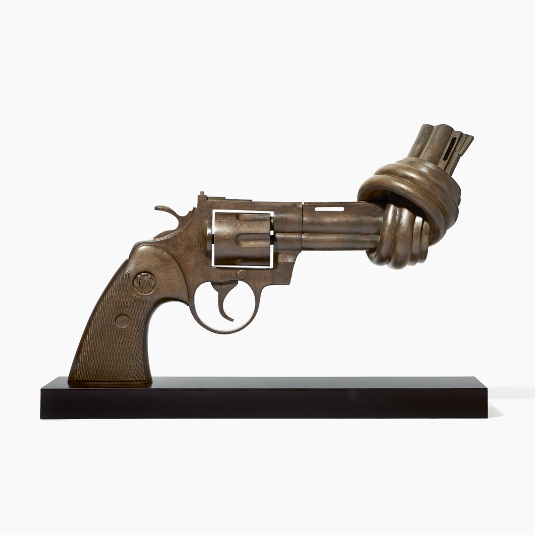 Carl Fredrik Reuterswärd, ”Non-Violence”.