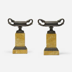 Table urns, pair
