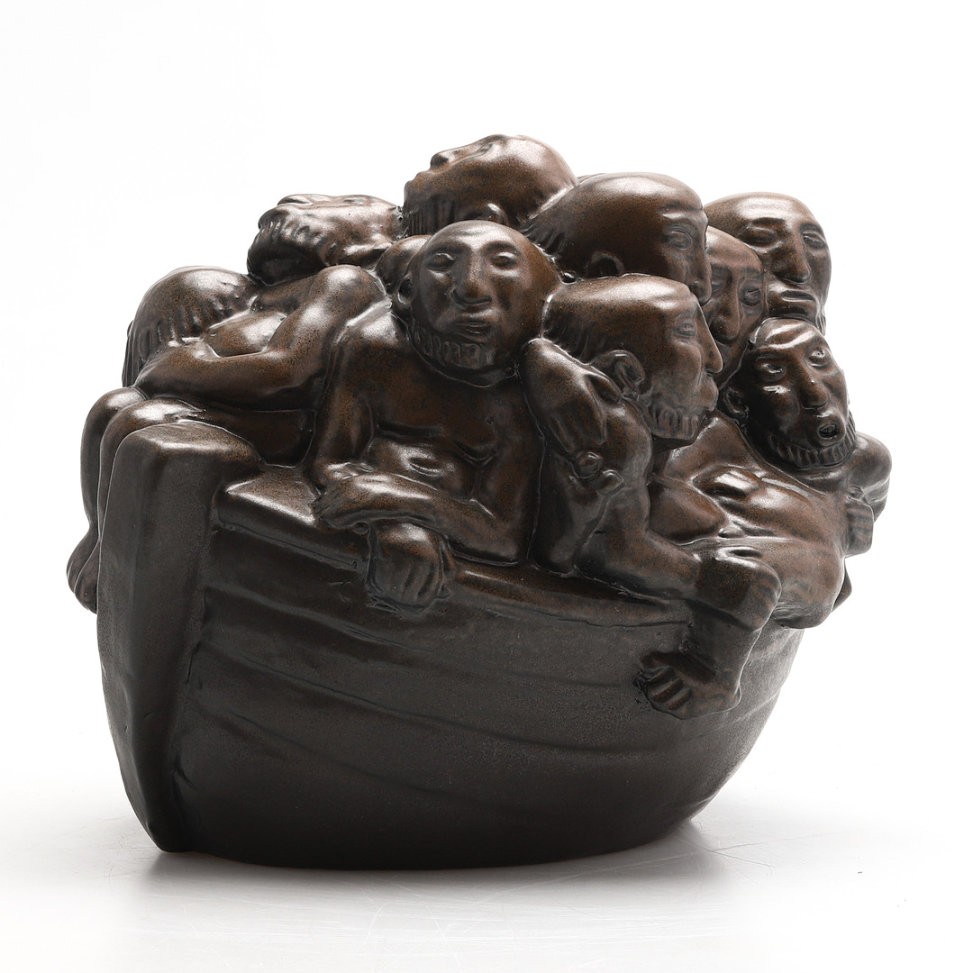 "Jona kastas i havet", skulptur, stengods, signerad.