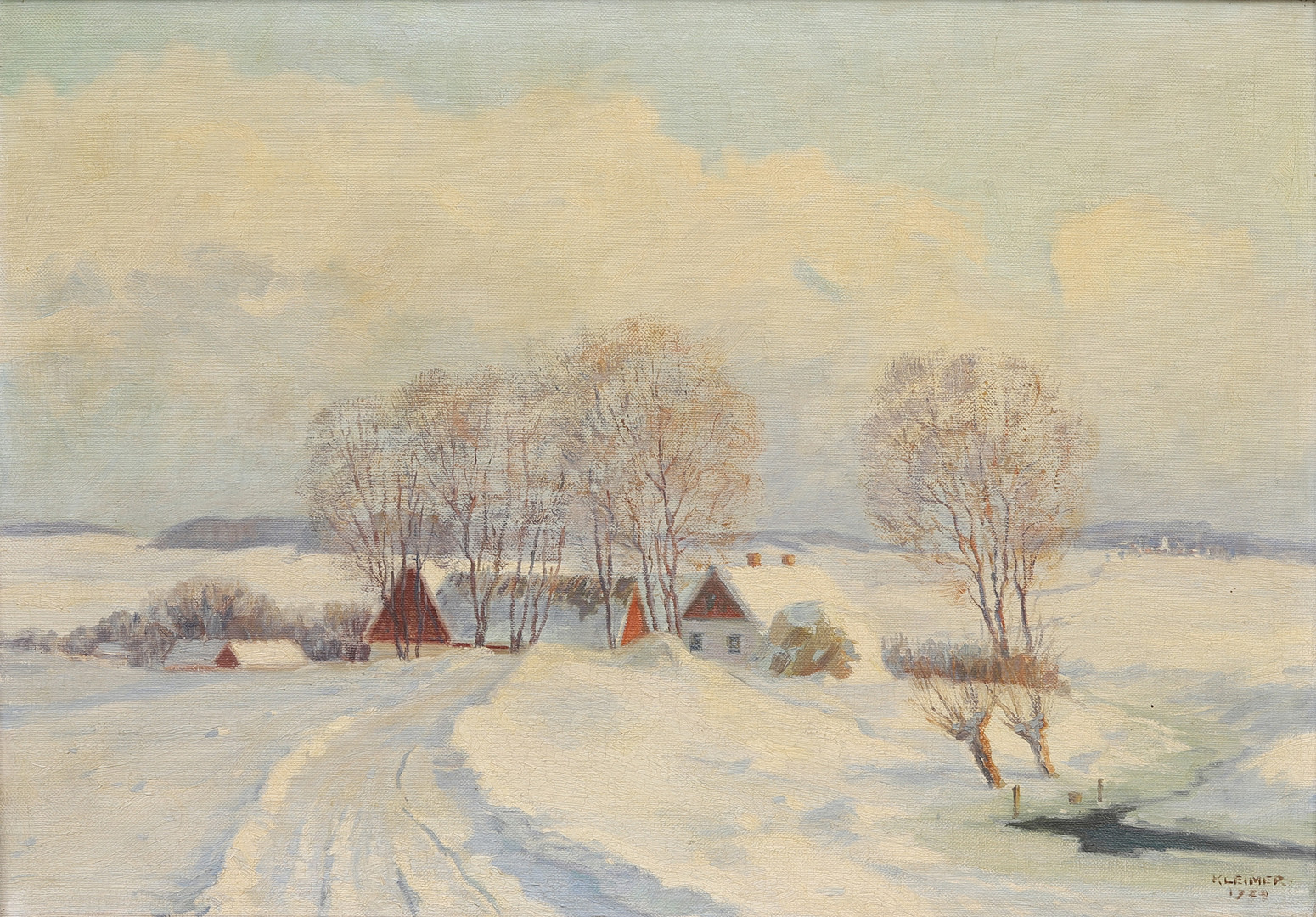 Skånsk gård i vinterskrud, olja på duk, signerad och daterad 1929.