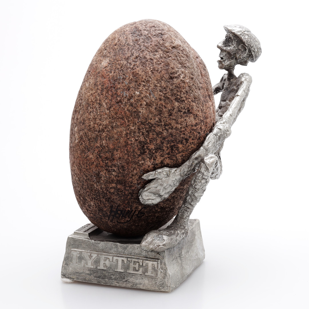 Skulptur, "Lyftet", stor version, Jubileumsutgåva nr 24, signerad.