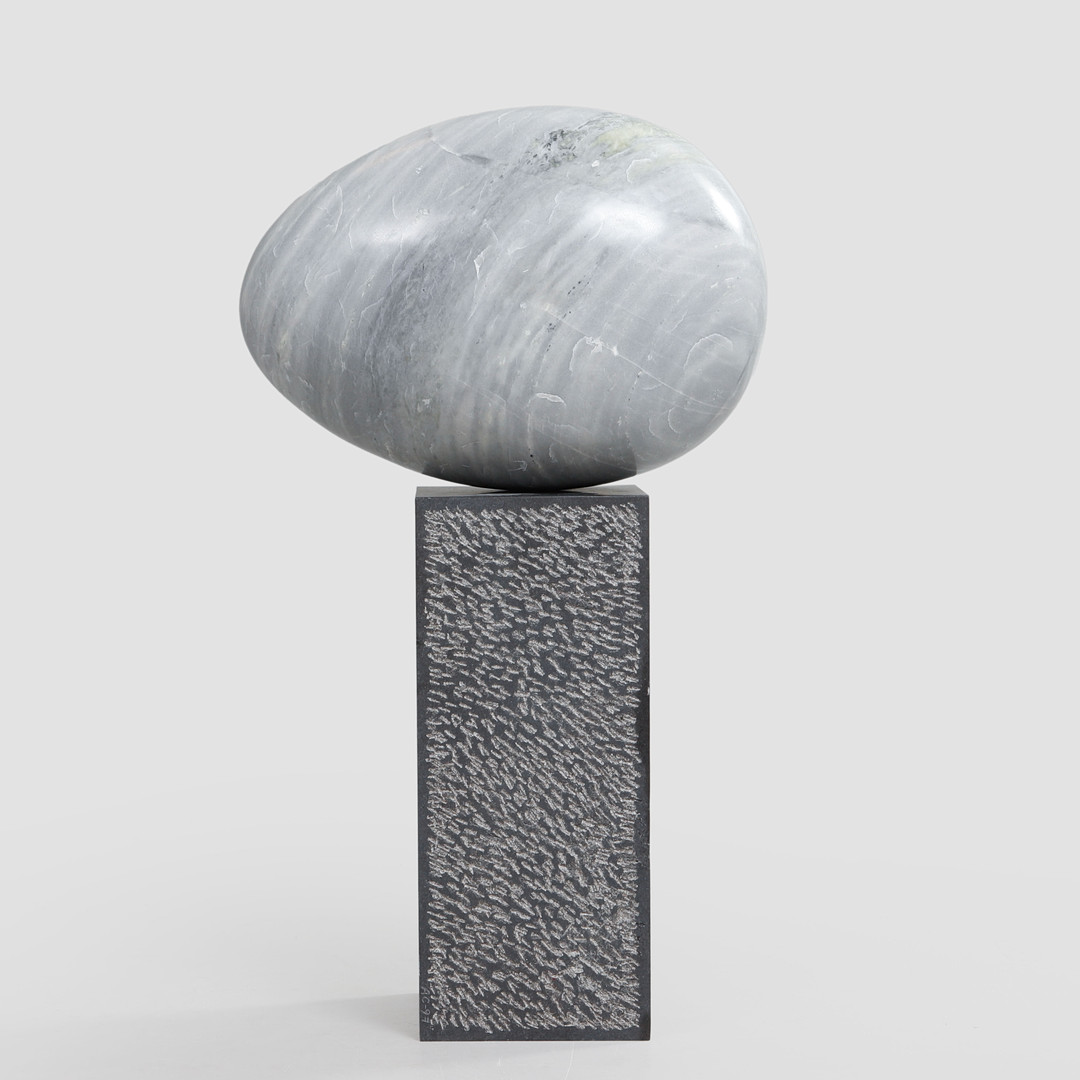 Ann Carlsson Korneev, Skulptur, marmor och granit. Utförd 1997.