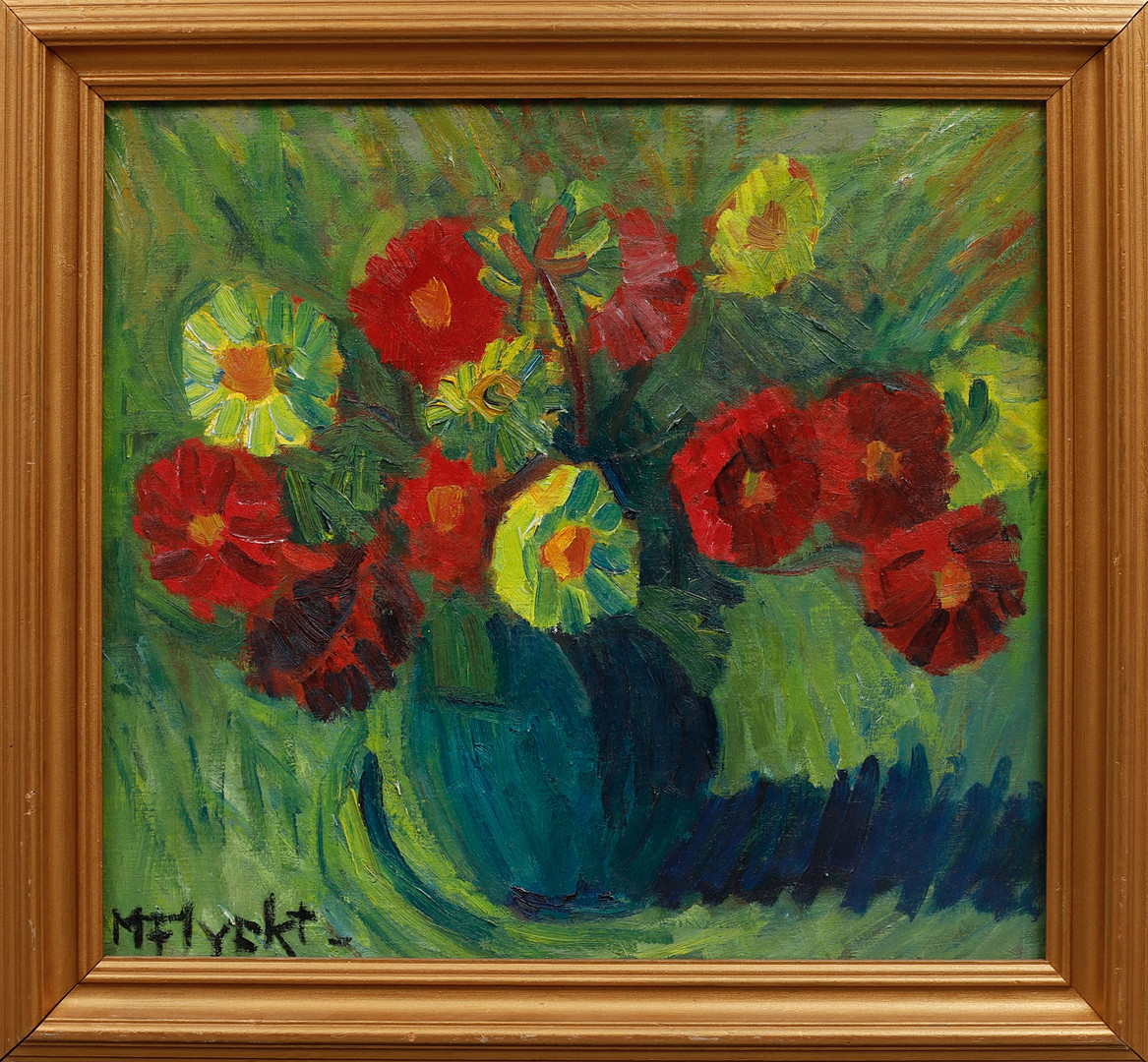 Blomsterstilleben, olja på duk, signerad.