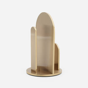Gae candle holder