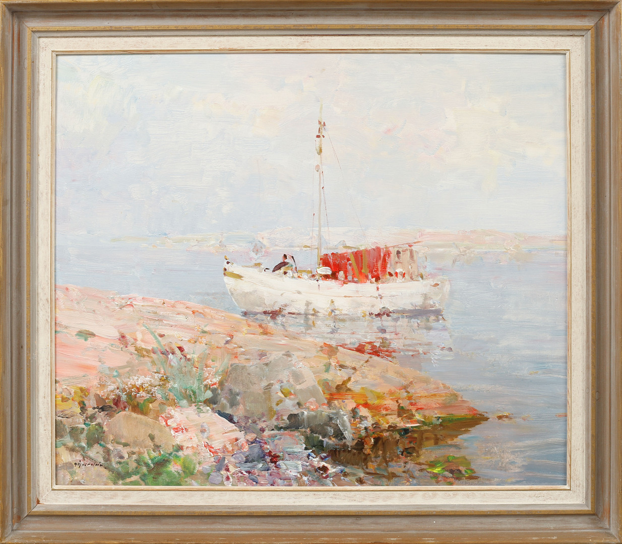 Olja på pannå, Segelbåt vid kust, signerad.