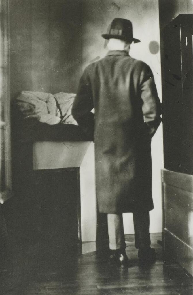 La fidélité des images #2: La mort des fantômes, 1928