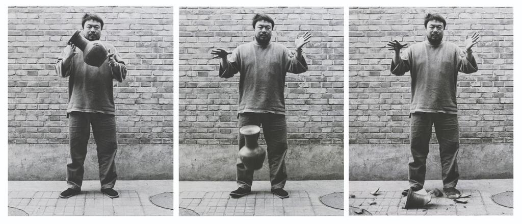 Dropping a Han Dynasty Urn