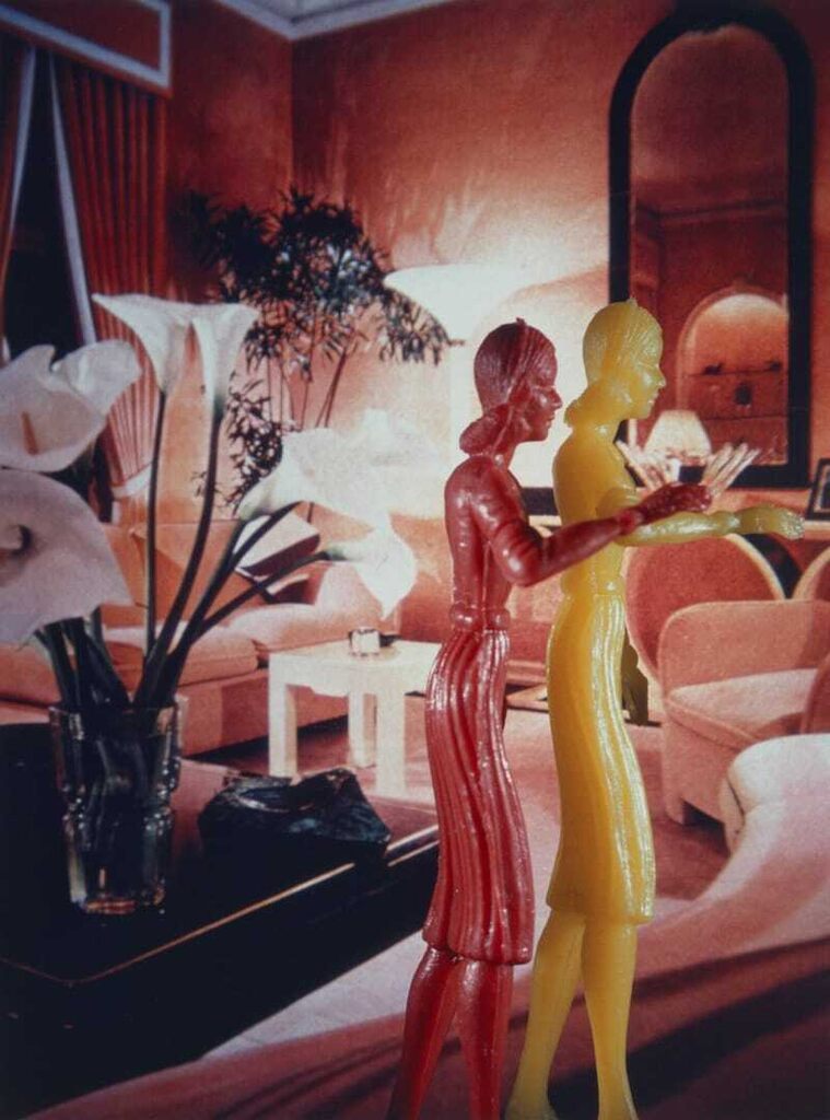 Coral Living Room with Lillies