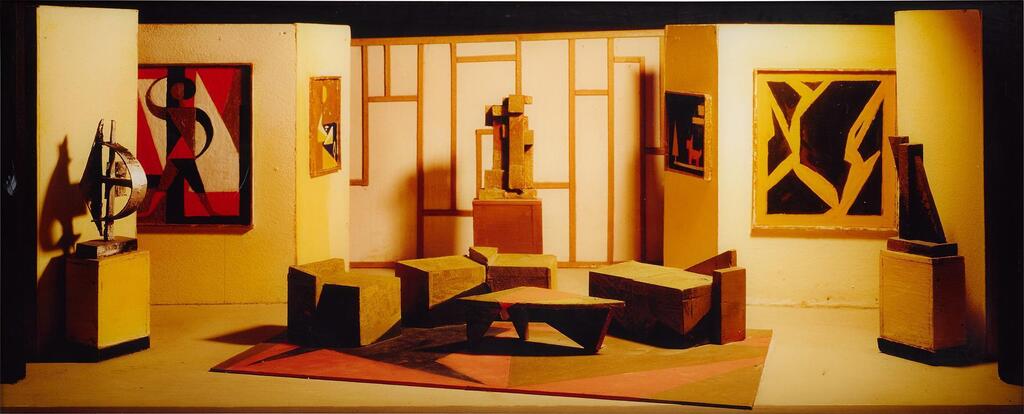 The Boxes (Ardis Vinklers) Gallery / Empty
