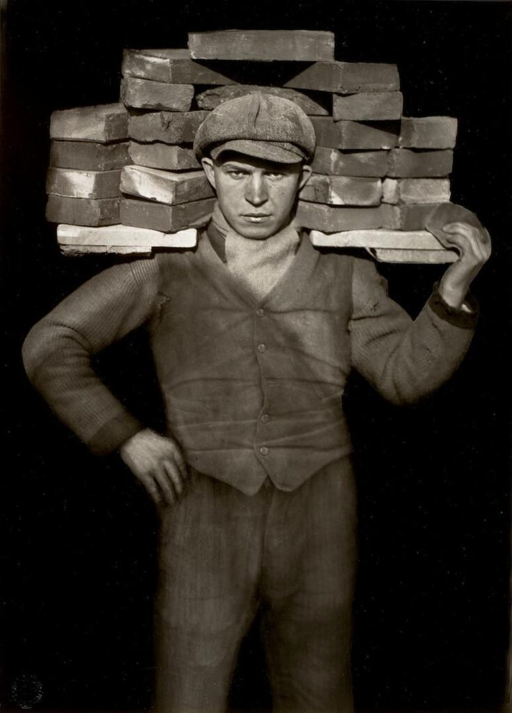Handlanger (Bricklayer)