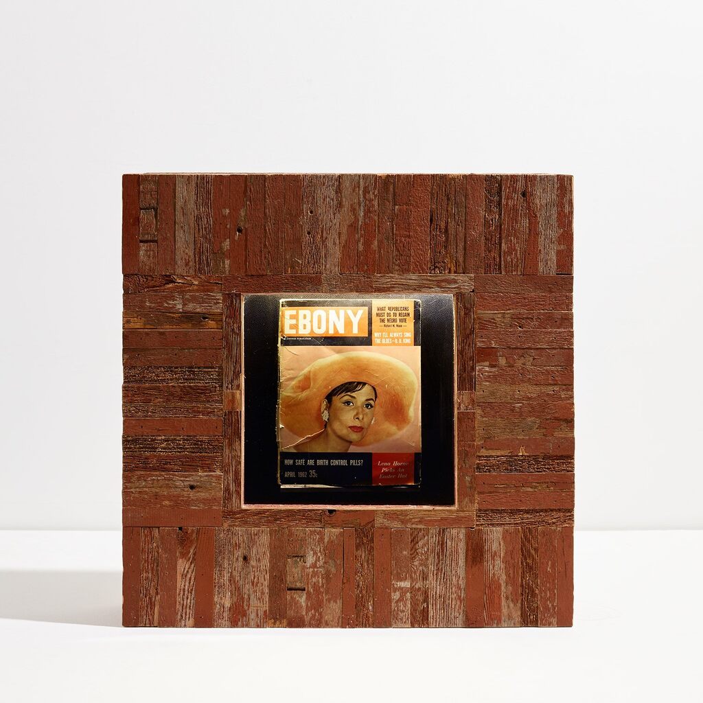 Ebony Vitrine