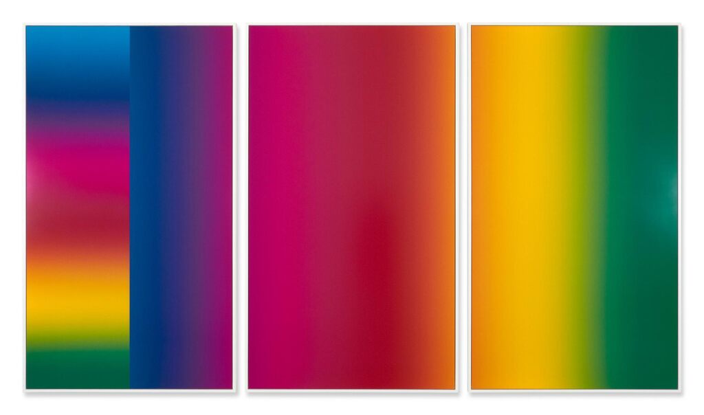 Photoshop CS: 84 by 144 inches, 300 DPI, RGB, square pixels, default gradient ''Spectrum'', mousedown y=10000 x=960, mouseup y=10000 x=40700; tool ''Wand'', select y=7600, x=4160, tolerance=64, contiguous=off; default gradient ''Spectrum'', mousedown y=10, 2015 Impression à développement chromogène