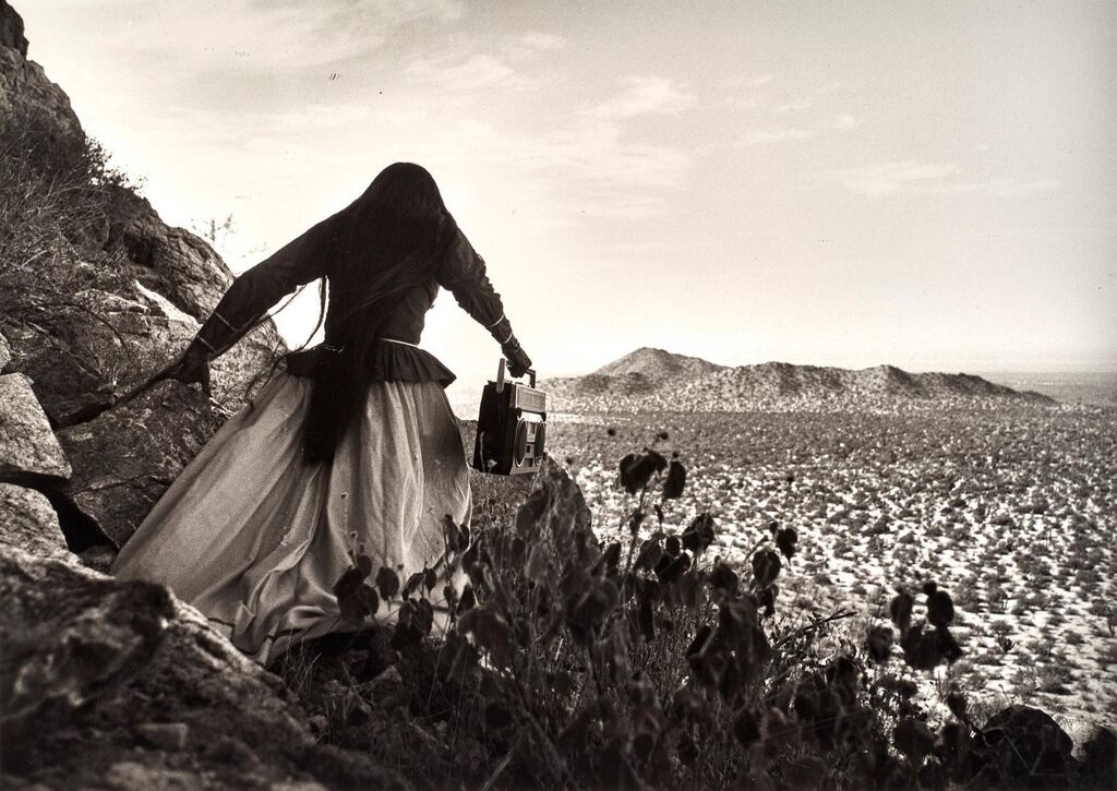 Mujer Ángel Desierto de Sonora (Angel Woman, Sonoran Desert, Mexico
