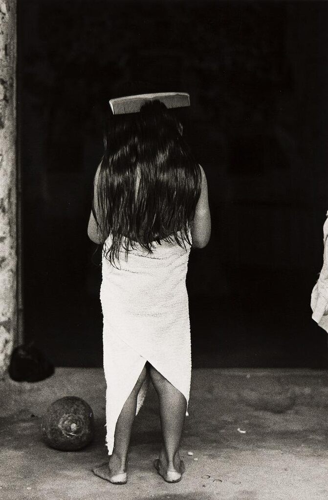 La Niña del Peine [Girl with Comb], Juchitán