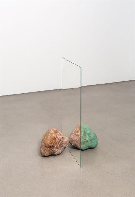 ”Little Be-Hide”