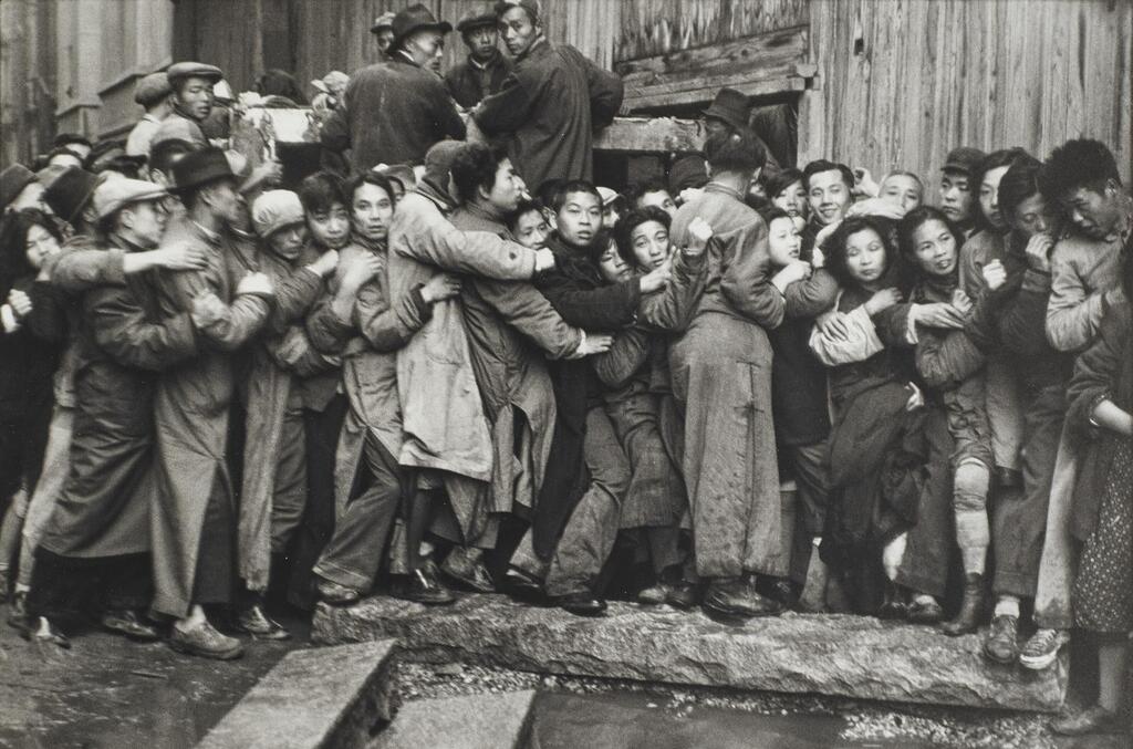 Sale of Gold in the Last Days of the Kuomintang, Shanghai, China