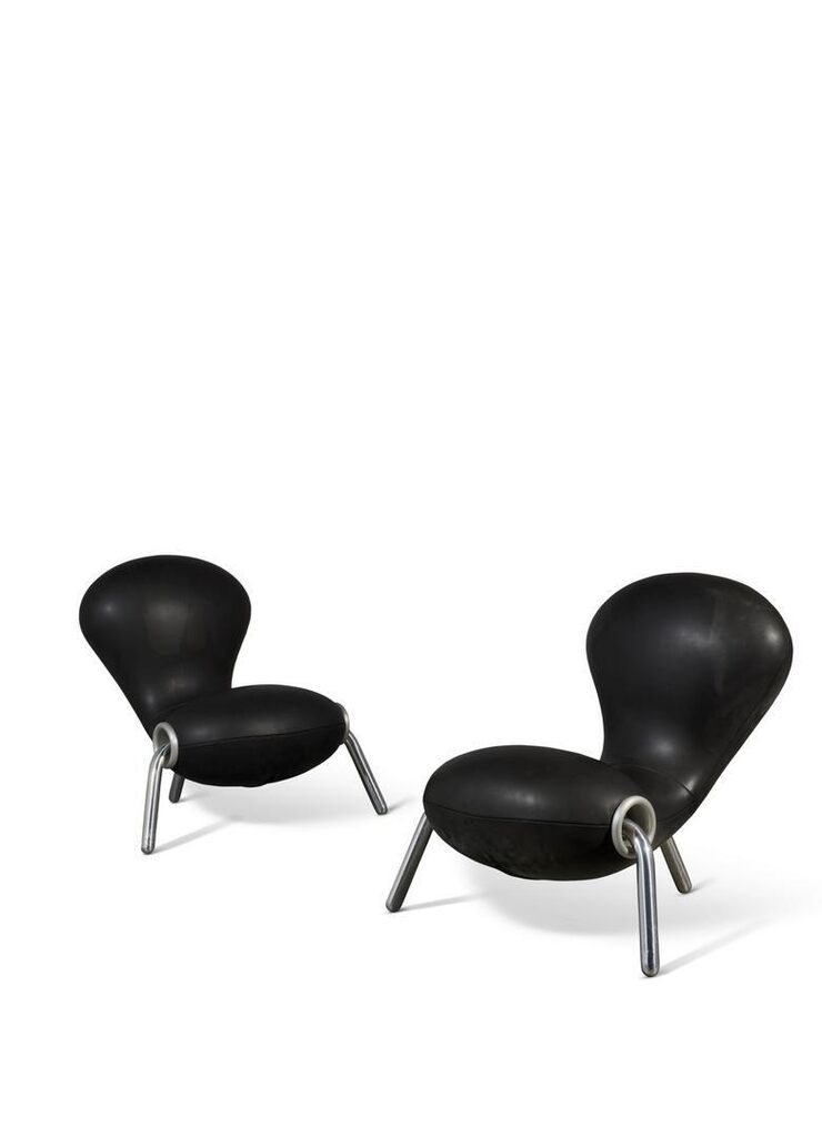 Paire de chaises 'Embryo'