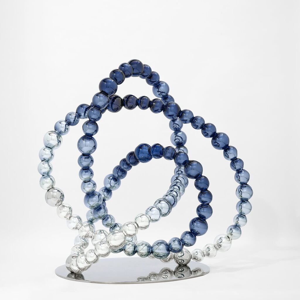 Untitled (blue-knot)