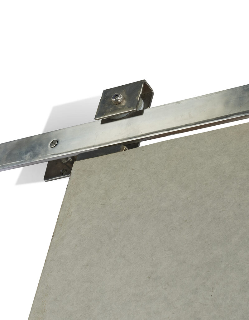 PORTE COULISSANTE, COMMANDE SPÉCIALE, CRÉÉE POUR L'APPARTEMENT DE CHARLOTTE PERRIAND, RUE LAS CASES, PARIS