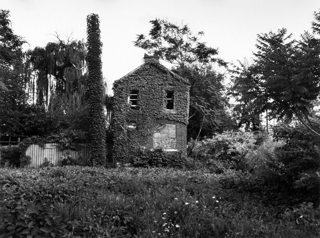 Home on Sixth Street & Washington Avenue