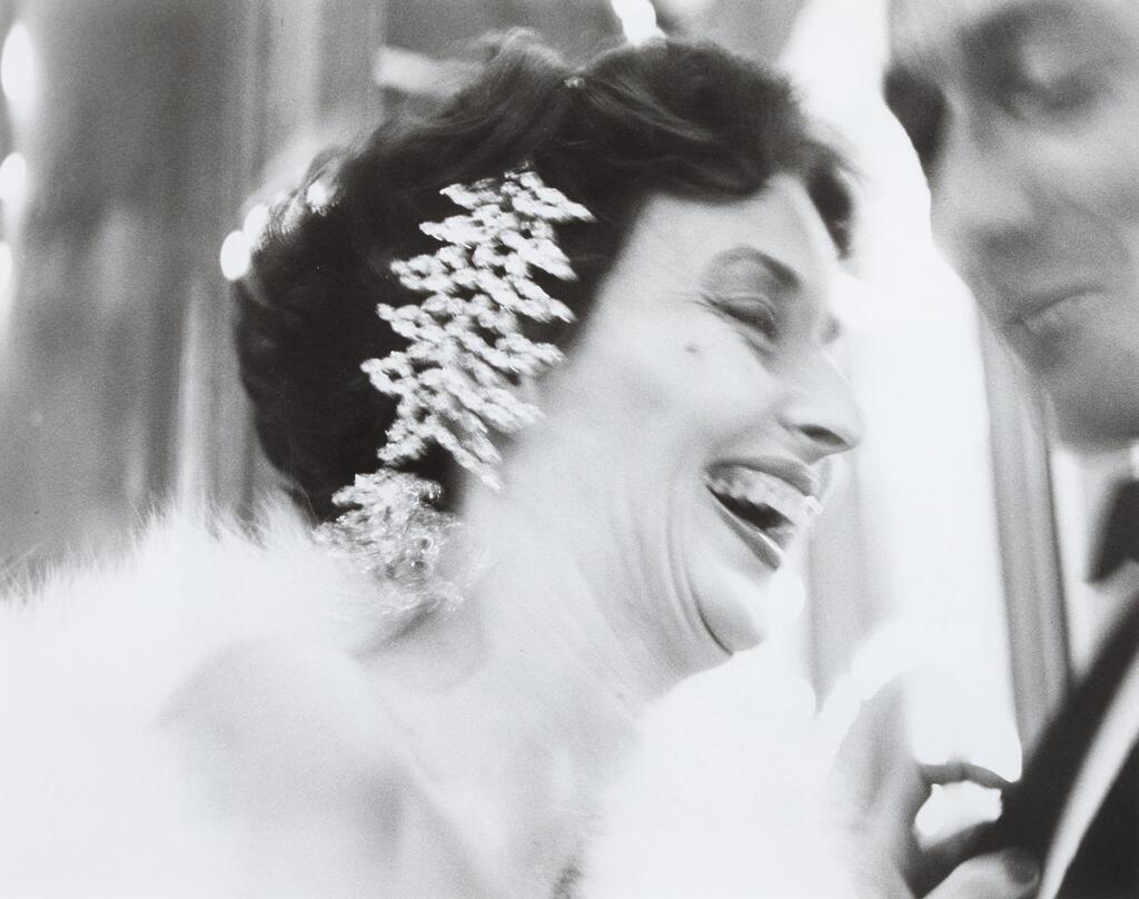 Dorian Leigh, Schiaparelli Rhinestones, Pré-Catelan, Paris, 1949