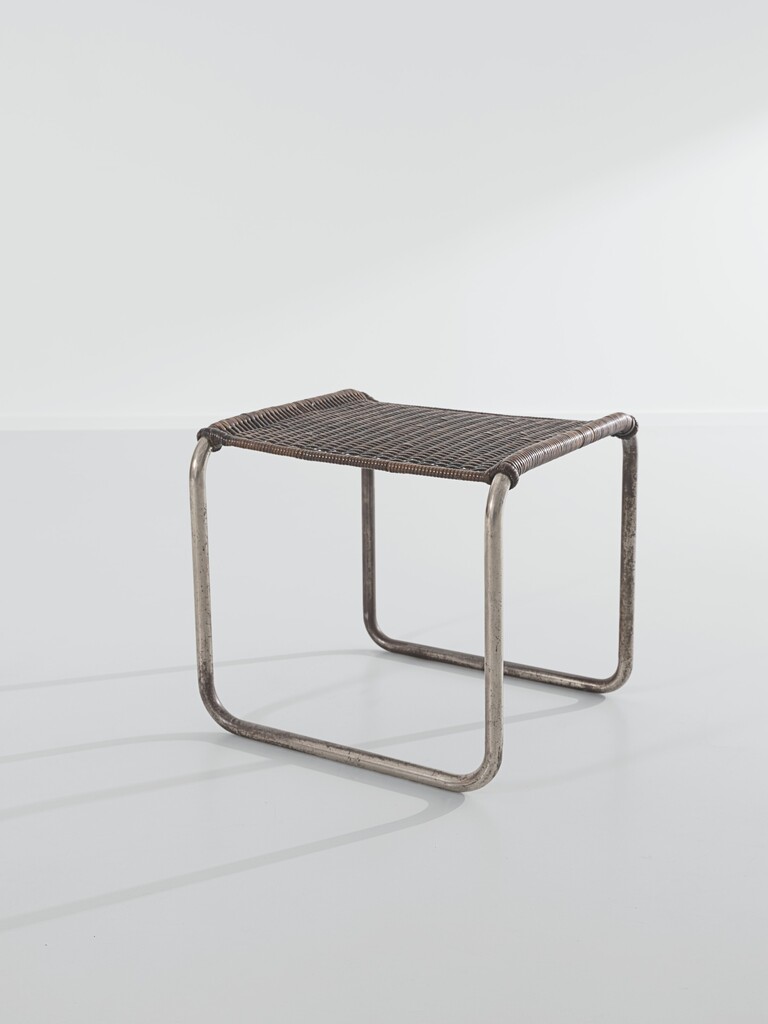 TABOURET 'MR 1', LE MODÈLE CRÉÉ EN