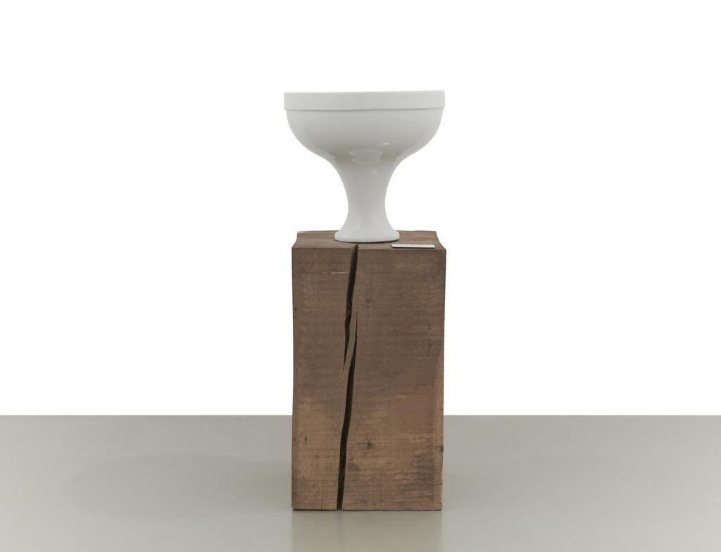 Font (Tate Gallery Liverpool)