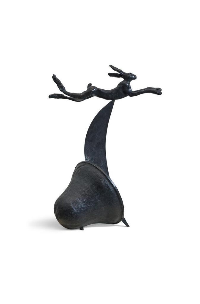 Musical Hare on Crescent and Bell