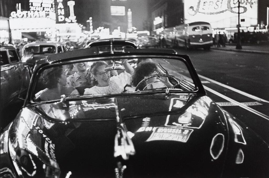 Broadway convertible, Times Square, NYC