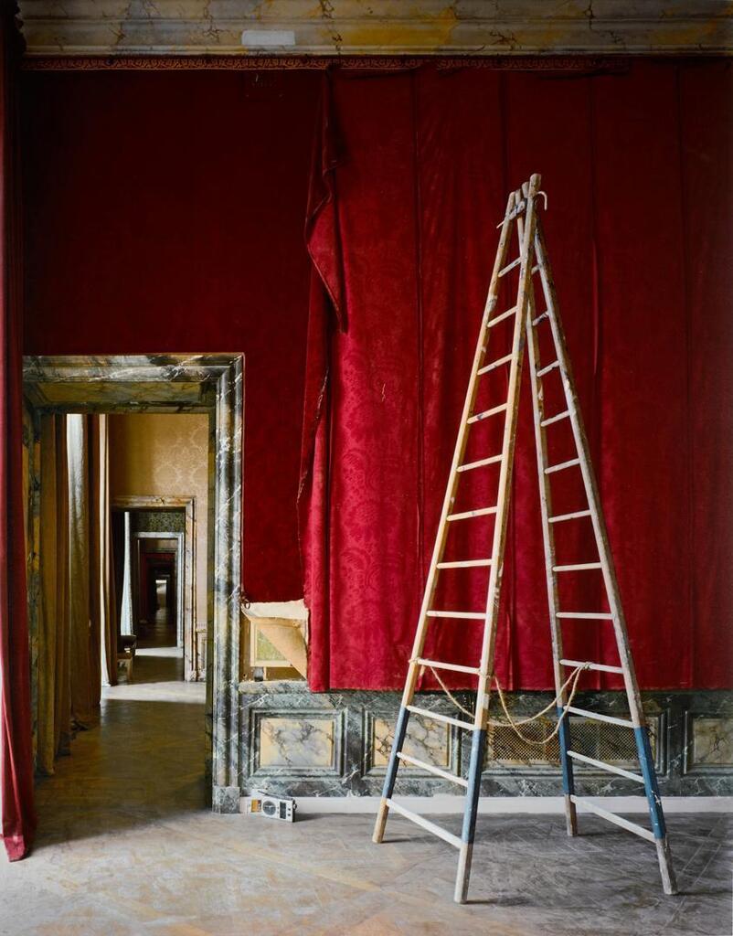 Velours frappé et l'Echelle (from Château de Versailles)