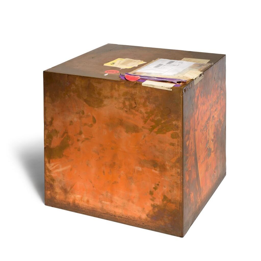 20-inch Copper (FedEx® Large Kraft Box© 2005 FEDEX 330508) International Priority, Los Angeles–London trk#8685 8772 8040, date October 2-6)