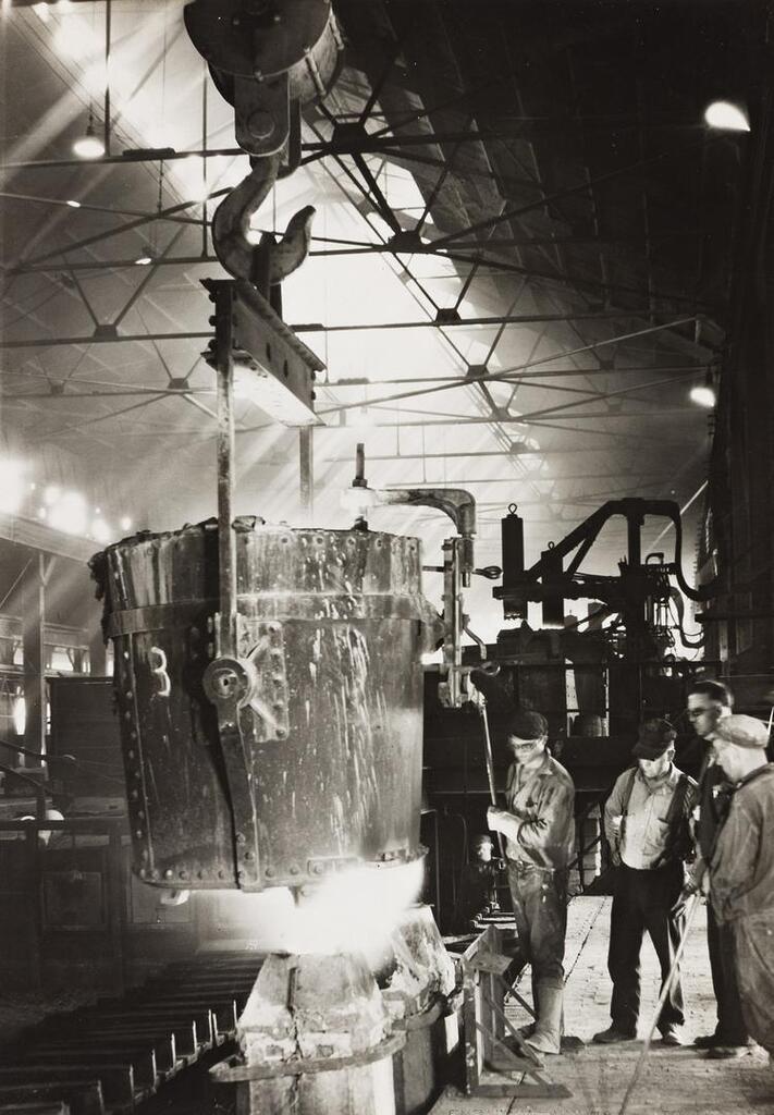 Pouring Ingots Ludlum Steel Co