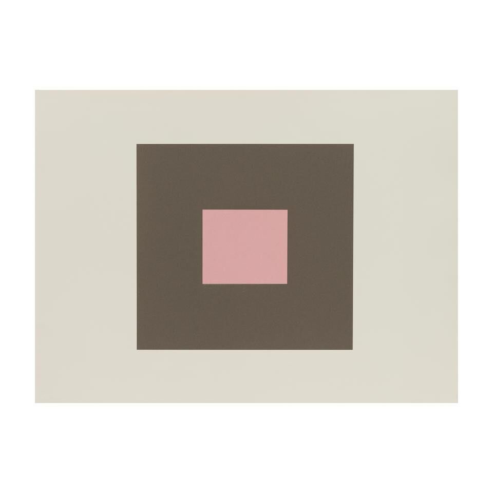 Light pink center / dark grey border