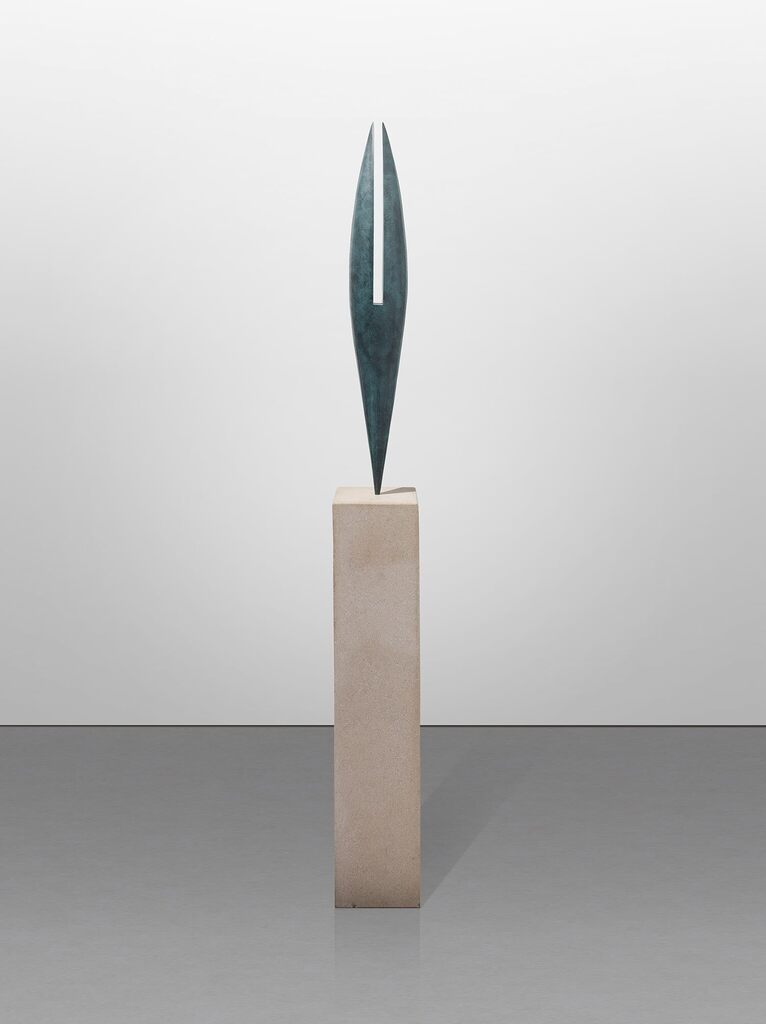 Standing Muse