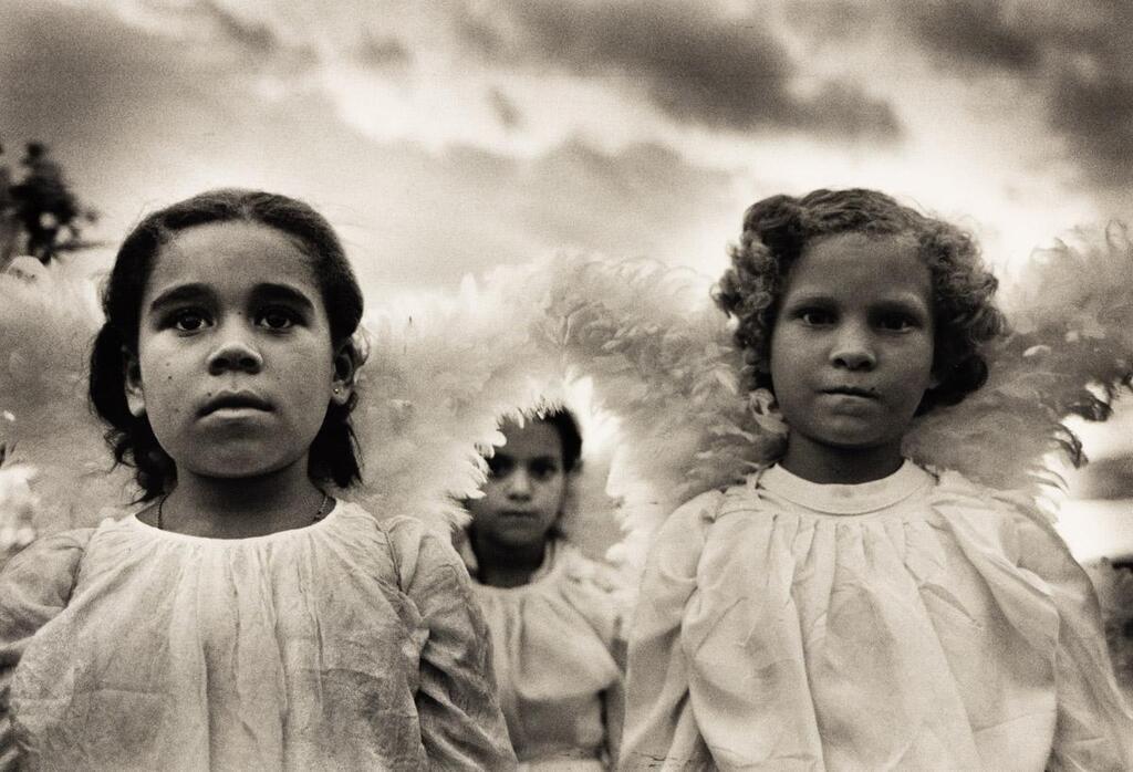 Brasilthree communion girls, 1981