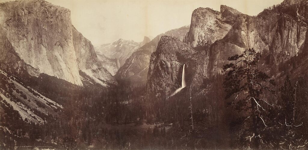Yosemite from Artist Point (Panorama)