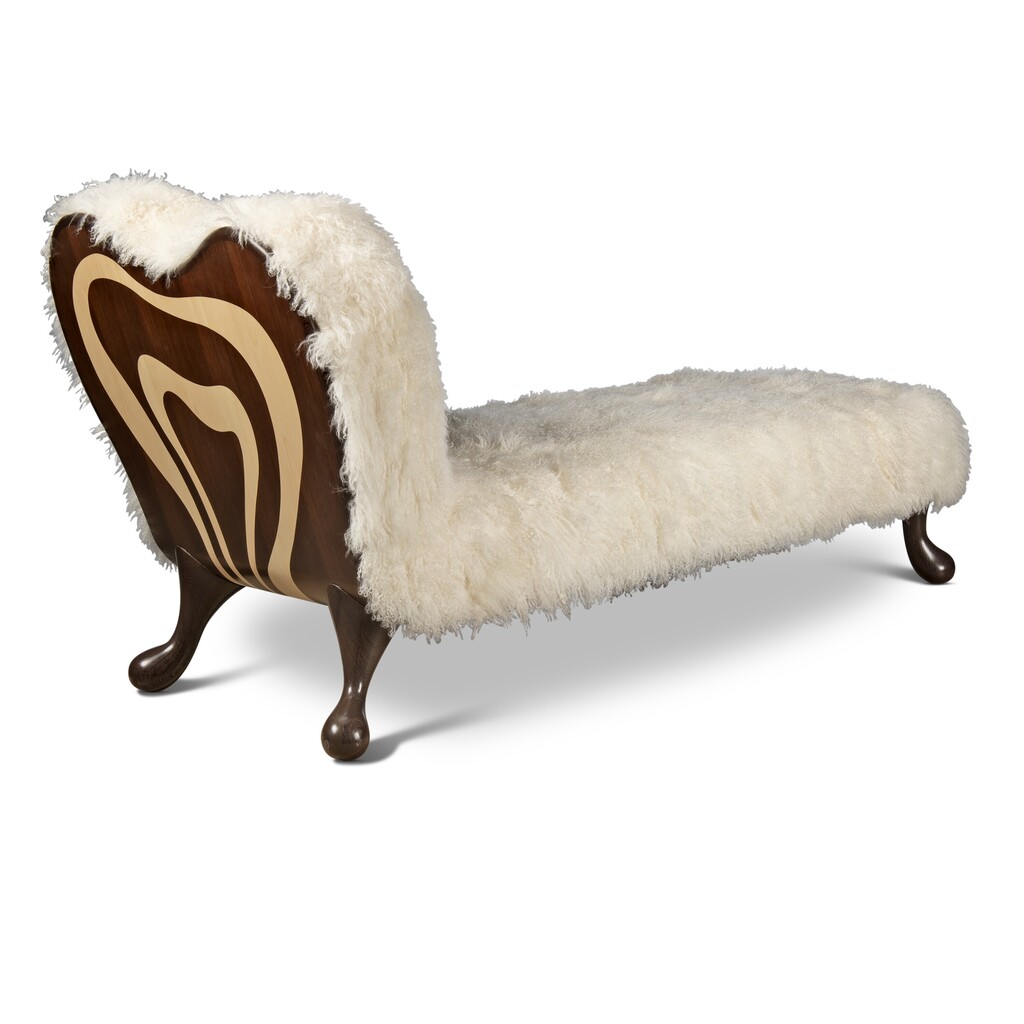 UNIQUE 'VICTORIA' DAYBED, COMMISSIONED BY LADY DE ROTHSCHILD