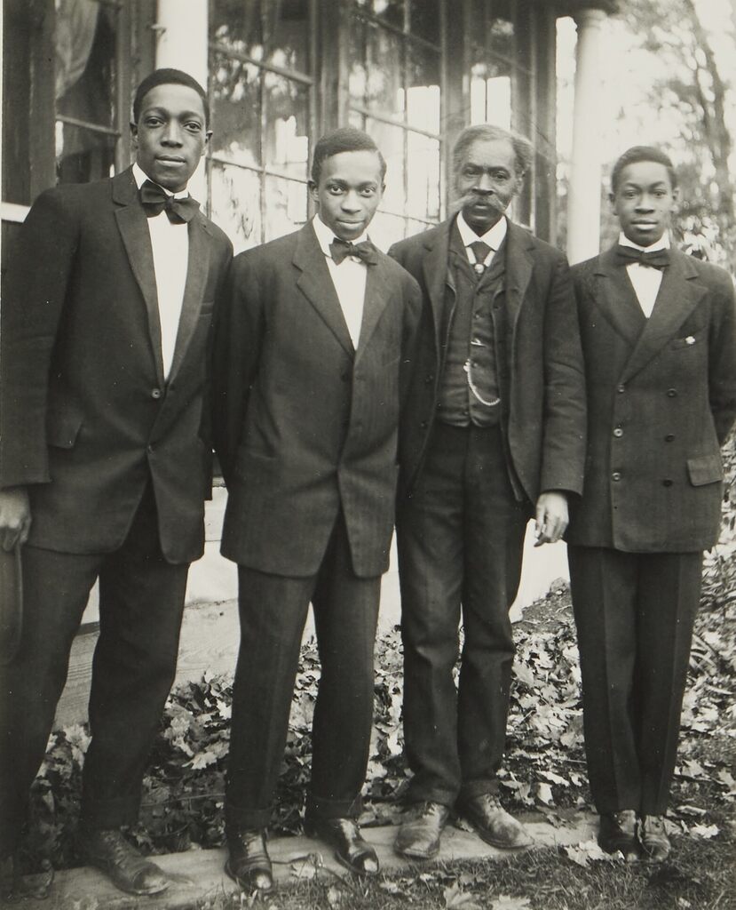 James Van Der Zee: Eighteen Photographs