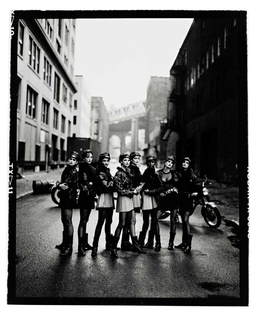 Cindy Crawford, Tatjana Patitz, Helena Christensen, Linda Evangelista, Claudia Schiffer, Naomi Campbell, Karen Mulder & Stephanie Seymour, for Vogue, Brooklyn, New York