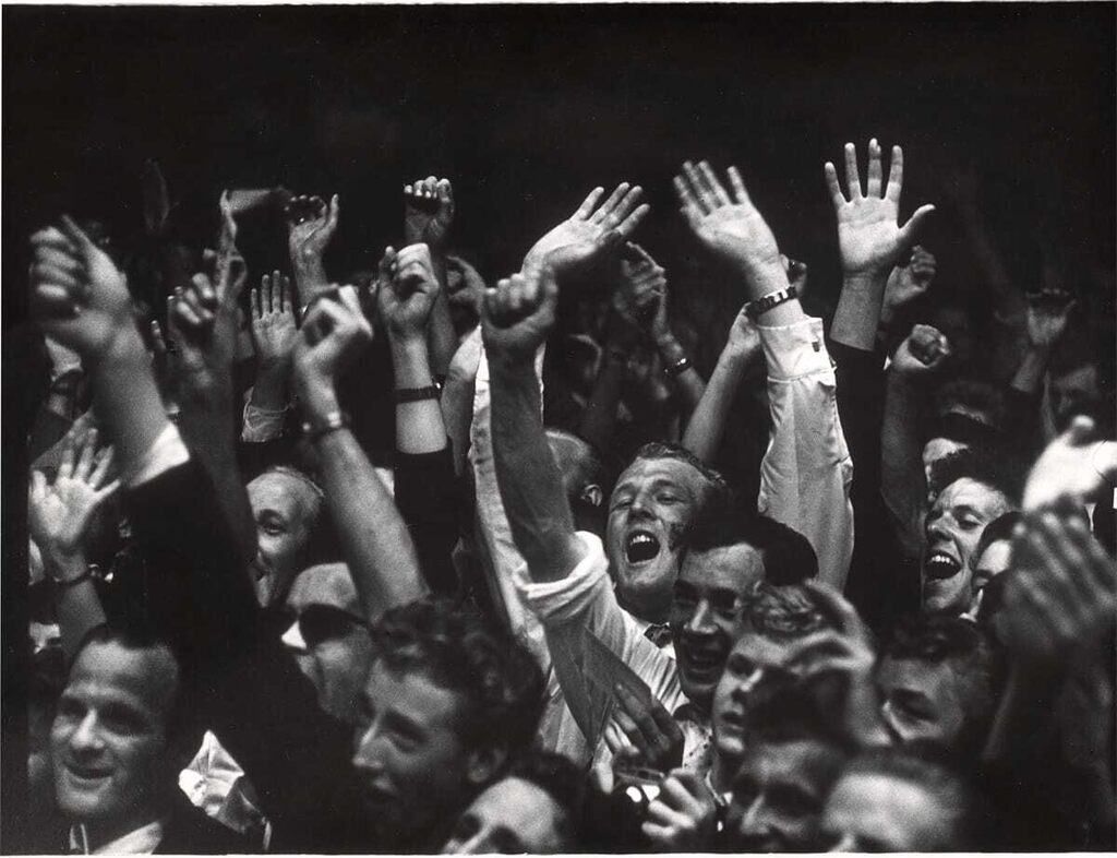 Audience at the concert of Benny Goodman in the village Blokker, 15 May
