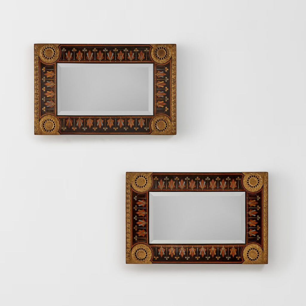 Pair of mirrors