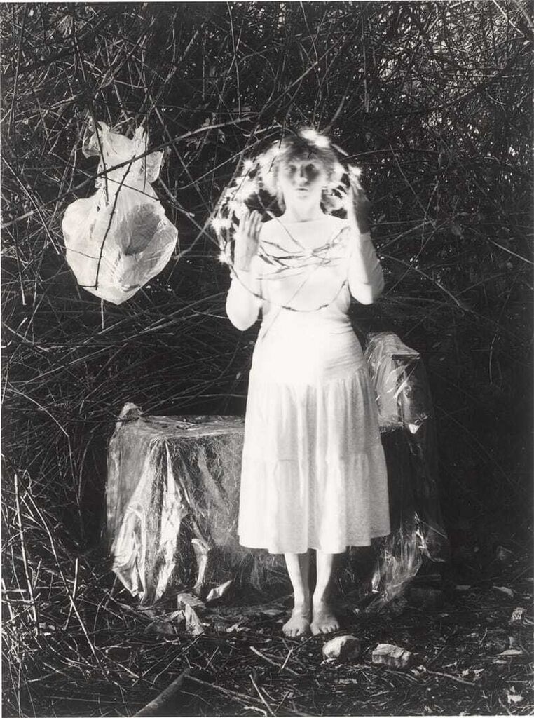 Ophelia mit Lichterkranz, from the Sequence ”Erinnerungsspur”