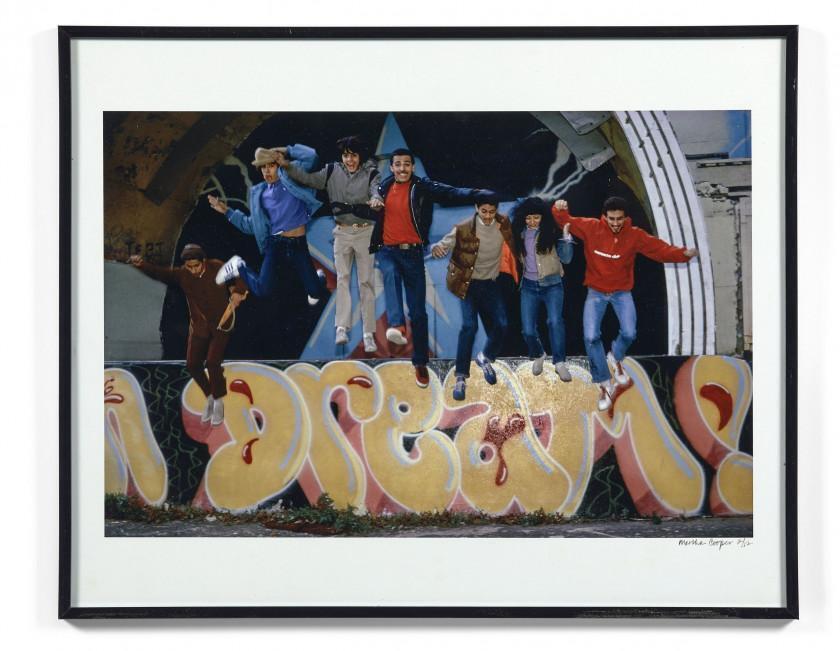 Duro, Doze, Mare139, Sha147, Daze, Pink, Crash jumping from Amphiteater, Manhattan, 1982