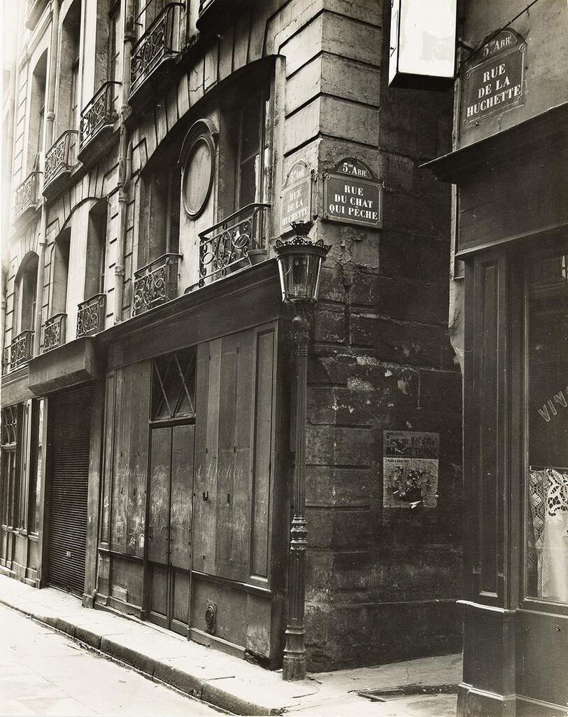 Corner of the Rue de la Huchette and Rue du Chat-qui-Pêche, Latin Quarter