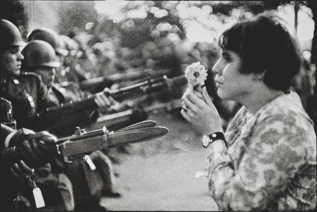 La fille à la fleur, Washington