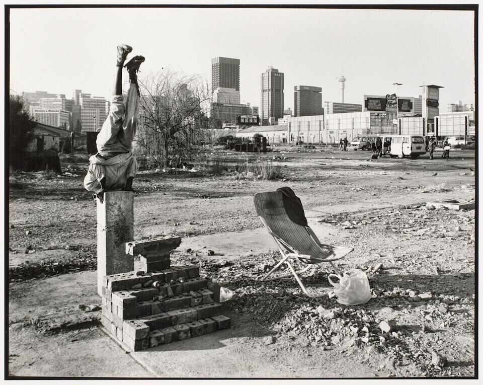 "Abraham Thipe with one of his arrangements and his deckchair, Newtown, 14 August 1990"