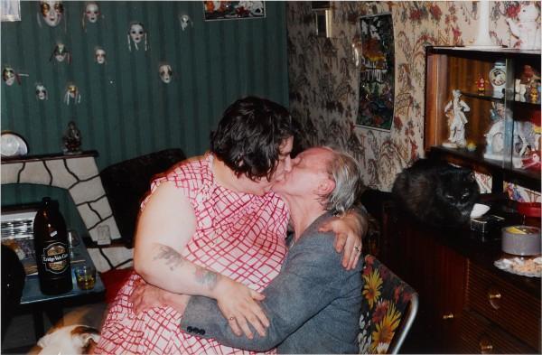 Kiss