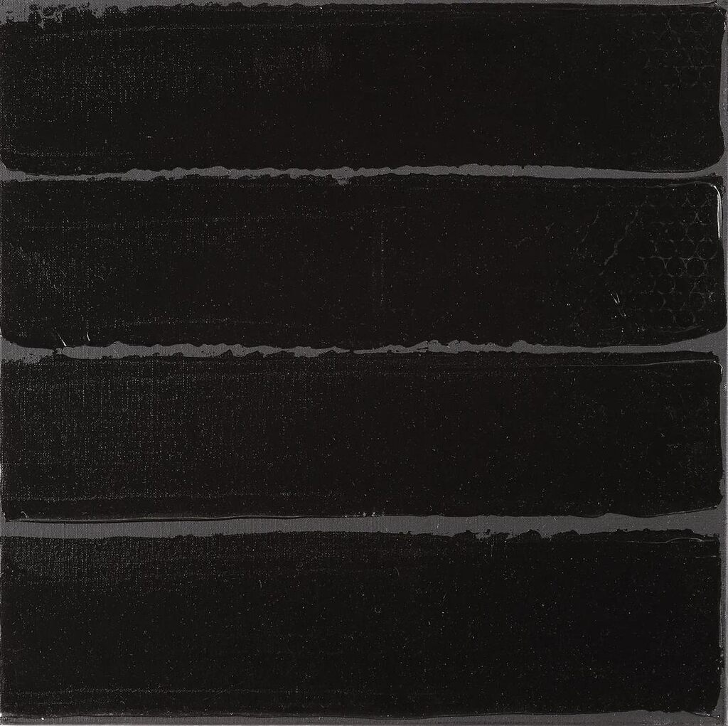 Horizontal Black
