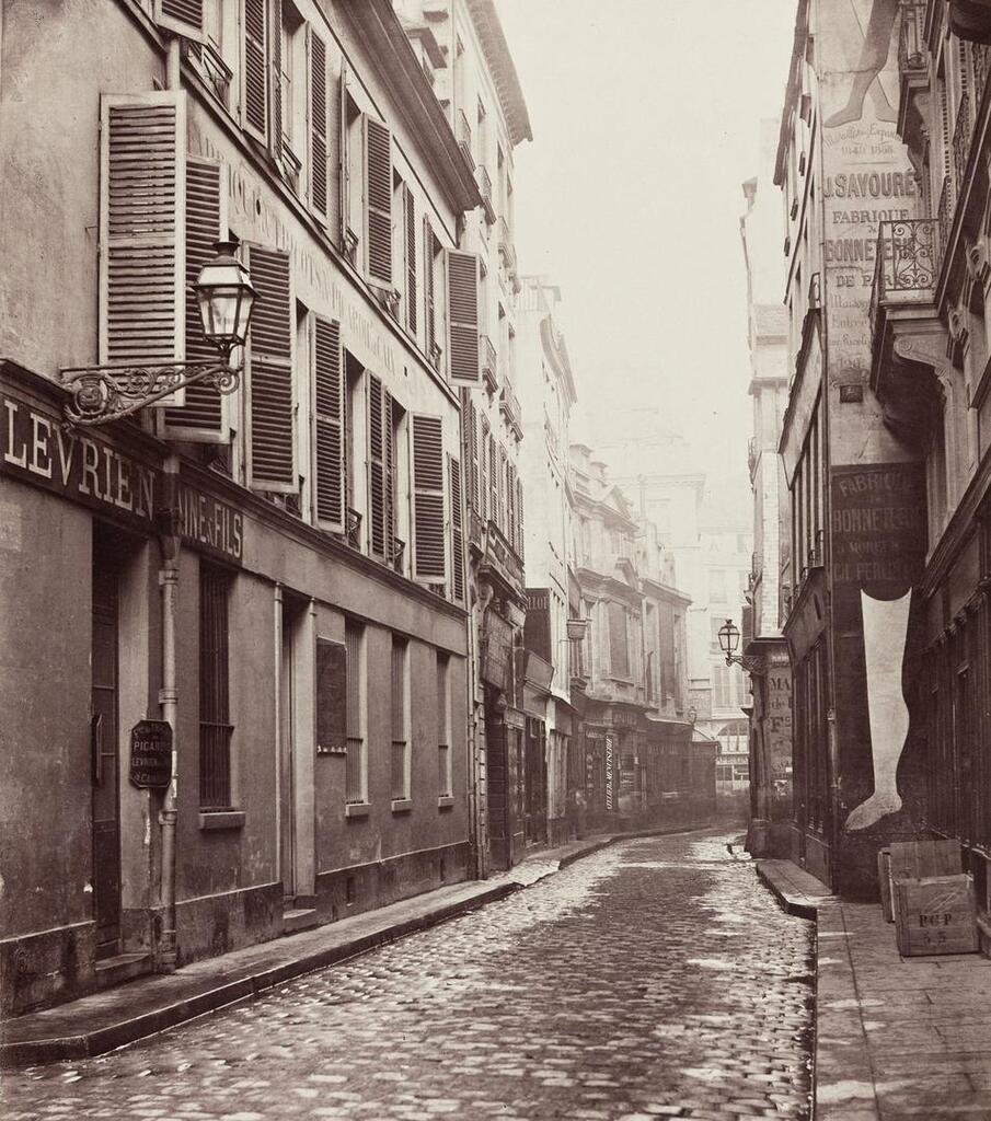 Rue des Dchargeurs de la Rue de Rivoli